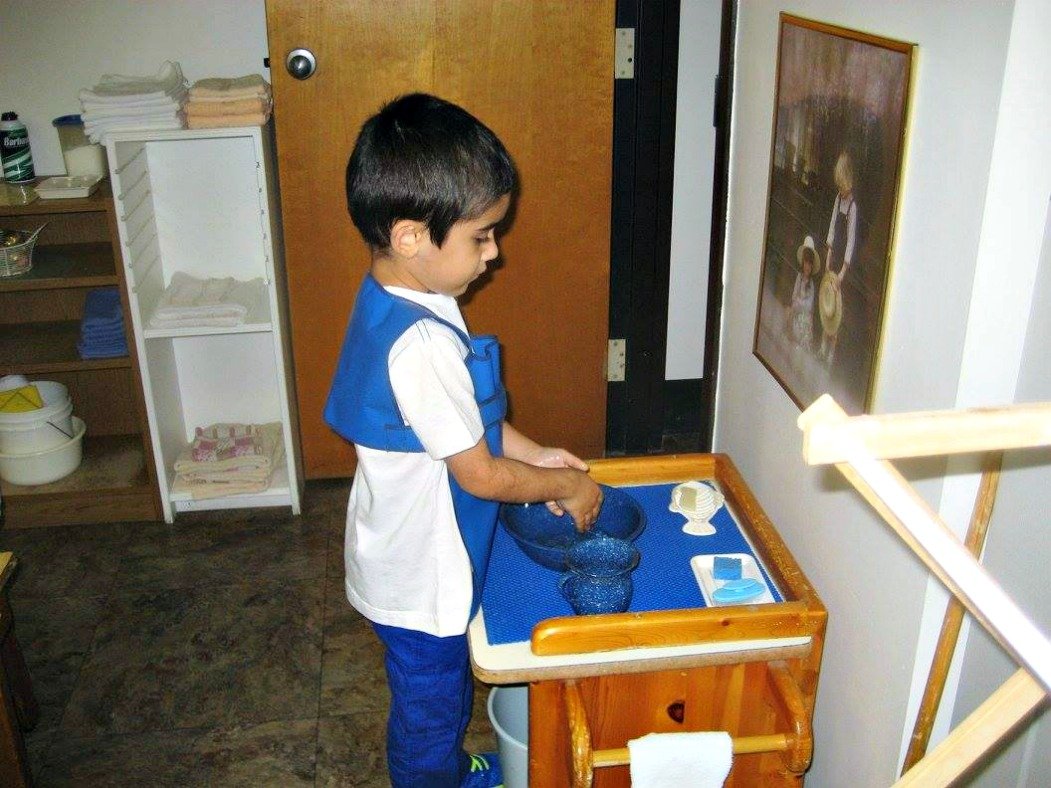 montessori_washing_station
